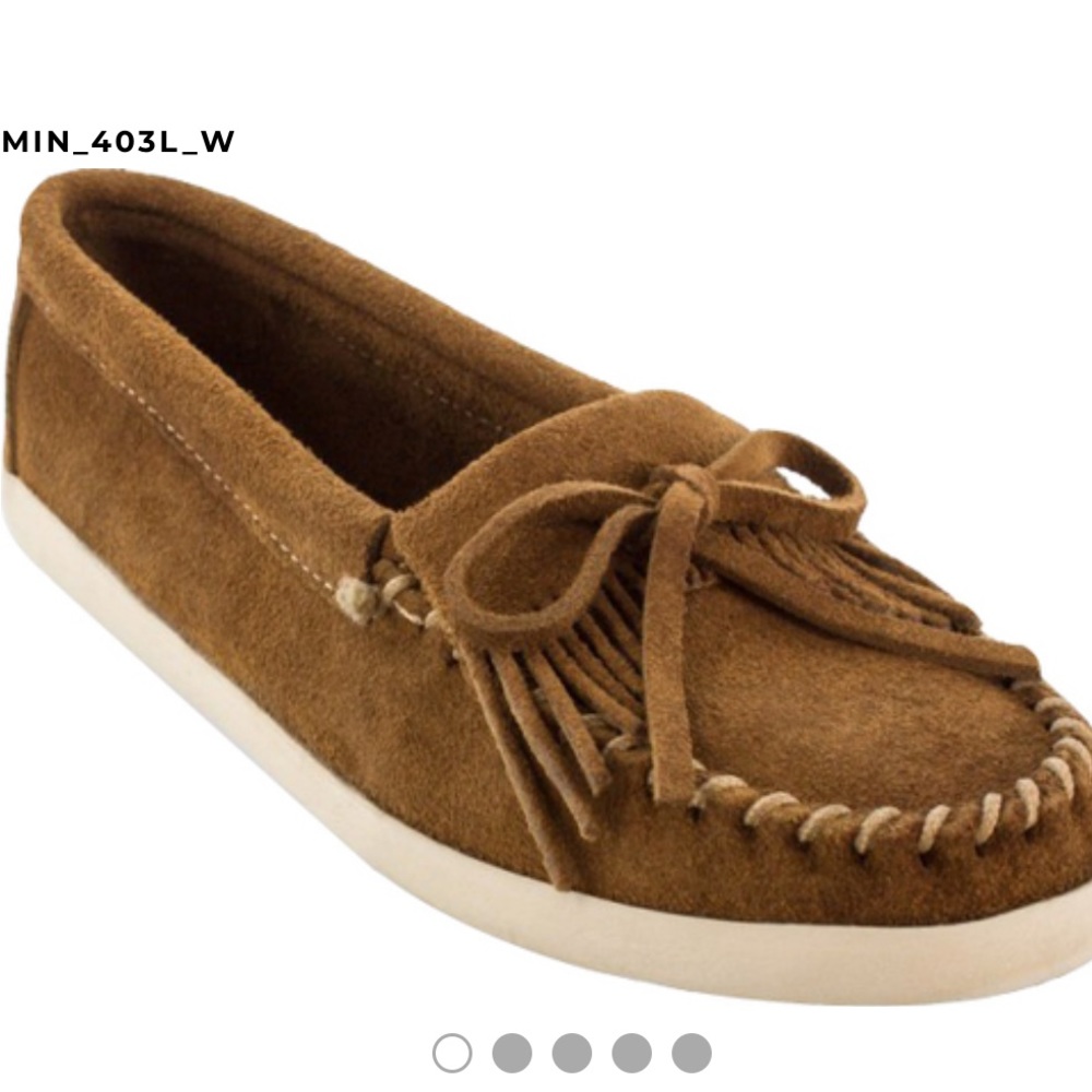 Minnetonka women’s 403L Newport Moccasins